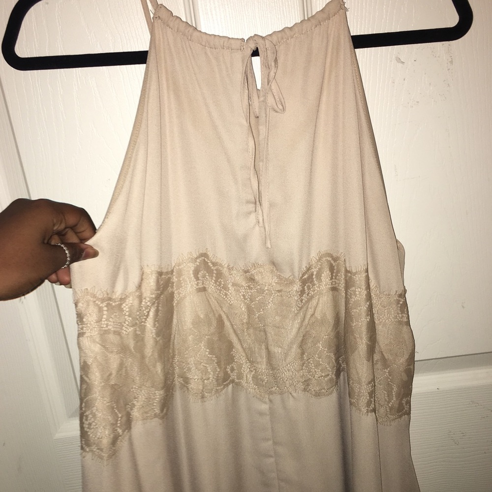Tan Sleeveless Dress - Picture 3 of 4